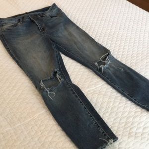 STS Blue Cassie Crop - sz 28